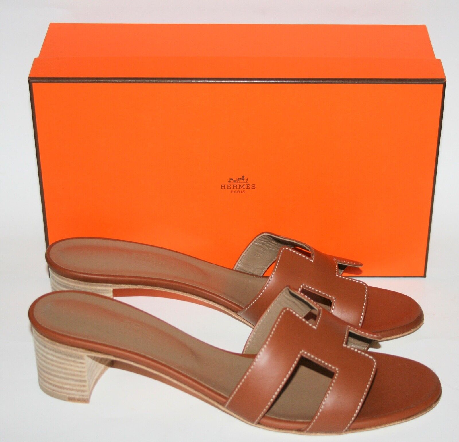 Hermès flat sandals